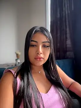 NatashaBrown12 online show from 04/20/26, 09:38