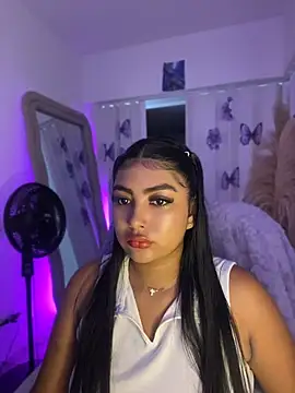 Snapshot of NatashaBrown12 chatting on 05/13/26, 03:09 NatashaBrown12 online show from 05/13/26, 03:09