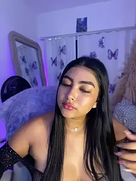 Snapshot of NatashaBrown12 chatting on 05/22/26, 02:01 NatashaBrown12 online show from 05/22/26, 02:01