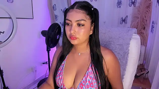 Snapshot of NatashaBrown12 chatting on 05/29/26, 04:16 NatashaBrown12 online show from 05/29/26, 04:16