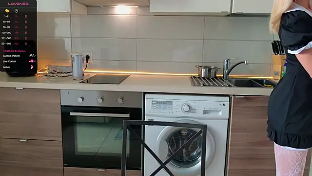 MissLovex online show from 04/14/26, 10:32