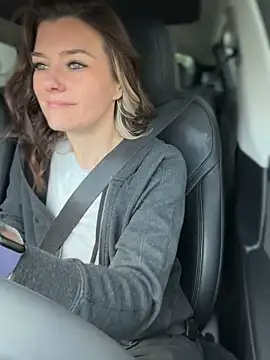 LadyLena1 online show from 10/22/25, 06:07