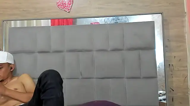 chicasirbo online show from 11/11/25, 09:26