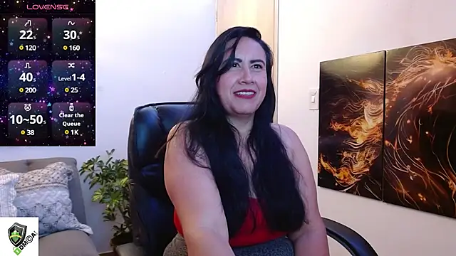 Snapshot of amalia_brunette chatting on 03/12/25, 10:50 amalia brunette online show from 03/12/25, 10:50