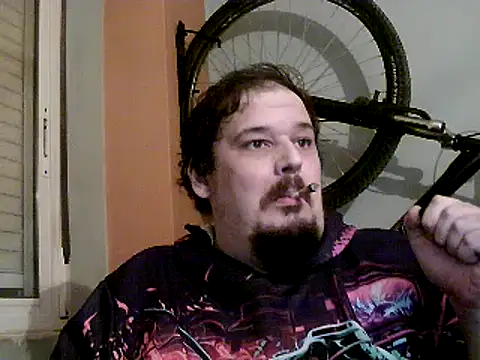 Snapshot of porkorossy chatting on 12/14/24, 10:39 porkorossy online show from 12/14/24, 10:39