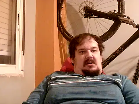 Snapshot of porkorossy chatting on 01/02/25, 06:56 porkorossy online show from 01/02/25, 06:56