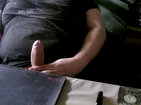 Snapshot of porkorossy chatting on 03/14/25, 02:19 porkorossy online show from 03/14/25, 02:19