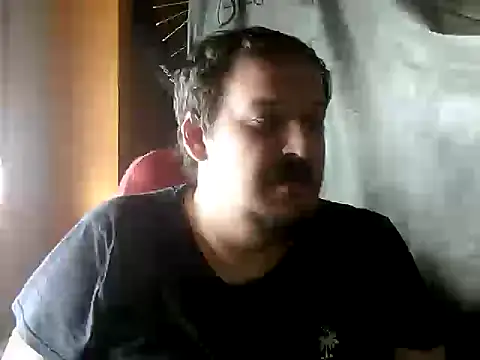 Snapshot of porkorossy chatting on 09/23/25, 11:02 porkorossy online show from 09/23/25, 11:02