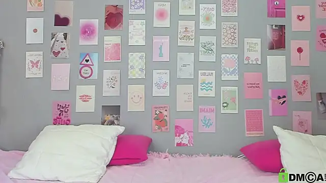 Snapshot of little_radiant_sun chatting on 03/21/25, 09:56 little radiant sun online show from 03/21/25, 09:56