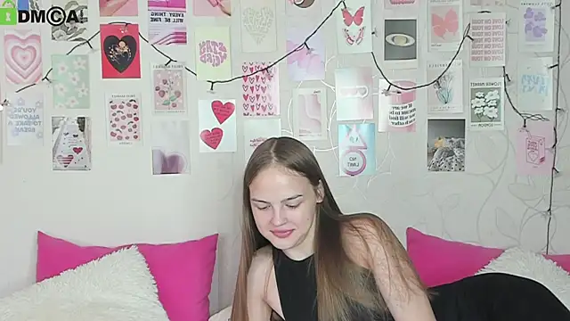 Snapshot of little_radiant_sun chatting on 12/05/25, 09:40 little radiant sun online show from 12/05/25, 09:40