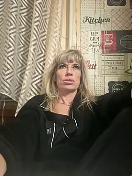 AlinaGrosu online show from 03/04/26, 09:43