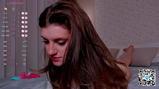 Snapshot of Skinny_Alice chatting on 03/19/25, 04:14 Skinny Alice online show from 03/19/25, 04:14