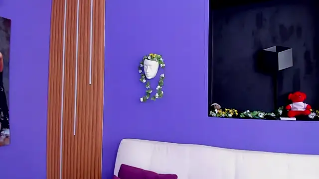 Kate Amaretto  online show from 09/15/25, 08:31