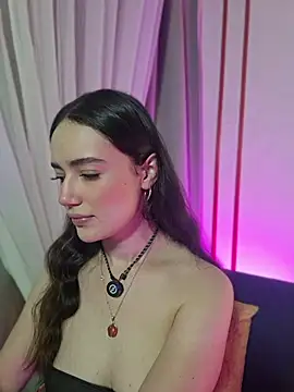 Kate Amaretto  online show from 05/17/26, 02:09