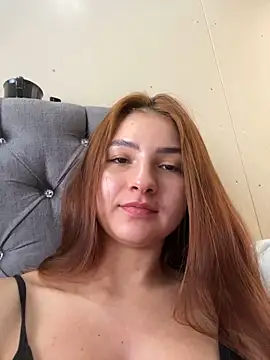 Vikycon online show from 01/15/25, 04:32