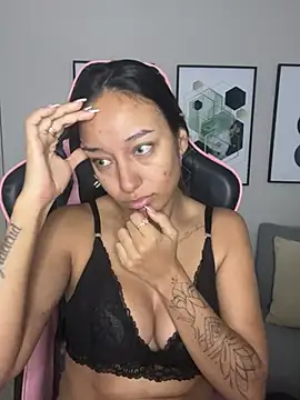 DianaHopson online show from 02/09/25, 11:04