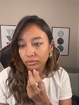 DianaHopson online show from 03/13/25, 10:47