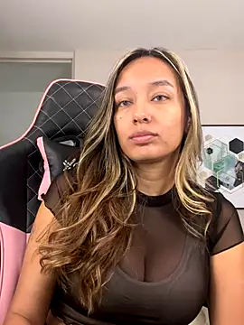 DianaHopson online show from 10/15/25, 01:33