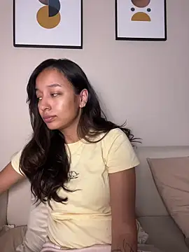 DianaHopson online show from 04/11/26, 01:43