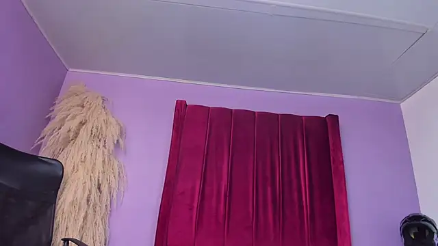 Shanelle   online show from 05/25/26, 12:44
