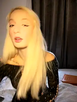 Ella Charm online show from 11/20/25, 05:12