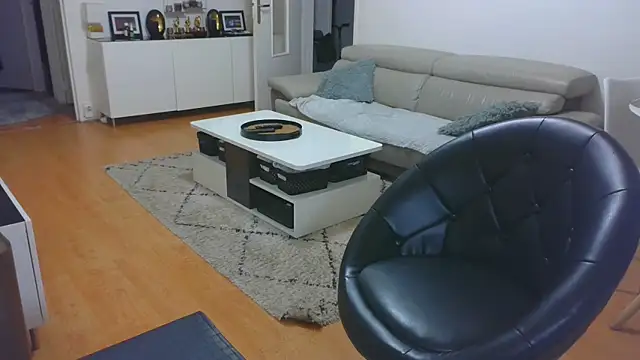 Snapshot of sarametisse26 chatting on 10/06/25, 06:11 sarametisse26 online show from 10/06/25, 06:11