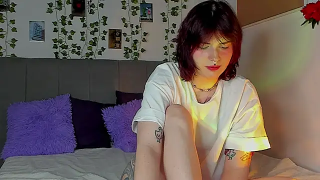 miss Lizzy online show from 01/10/25, 04:22