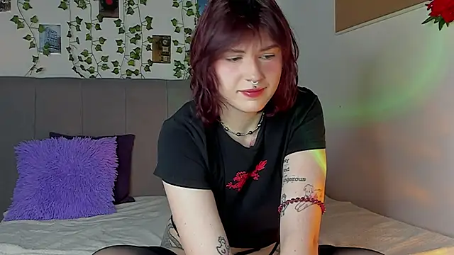 miss Lizzy online show from 02/09/25, 01:11