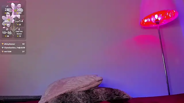 Snapshot of desire_matture chatting on 03/14/25, 11:00 desire matture online show from 03/14/25, 11:00