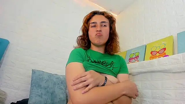 AngelaLinaresx69 online show from 02/21/25, 10:04