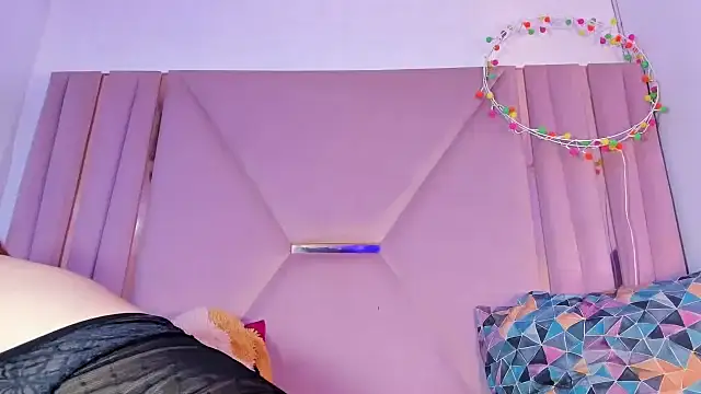 AngelaLinaresx69 online show from 03/05/26, 07:54