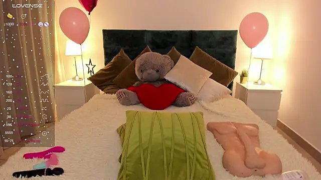 missAngellina online show from 03/18/25, 01:43