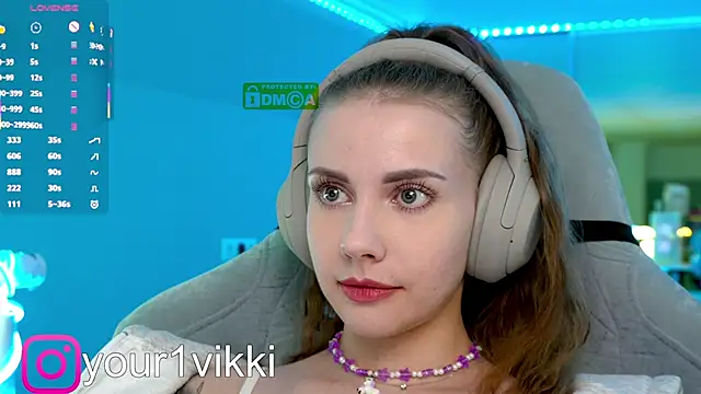 Snapshot of Vikki_Cheese chatting on 02/08/25, 11:34 Vikki Cheese online show from 02/08/25, 11:34