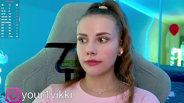 Snapshot of Vikki_Cheese chatting on 02/18/25, 11:19 Vikki Cheese online show from 02/18/25, 11:19