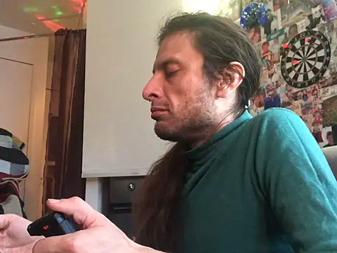 Snapshot of DownstairsSky chatting on 01/27/25, 12:48 DownstairsSky online show from 01/27/25, 12:48