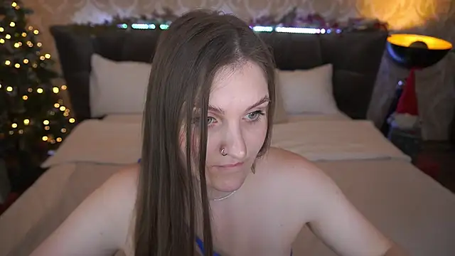 EmmyCharmm online show from 12/30/24, 09:37