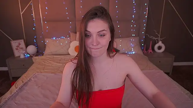 EmmyCharmm online show from 03/05/26, 06:42