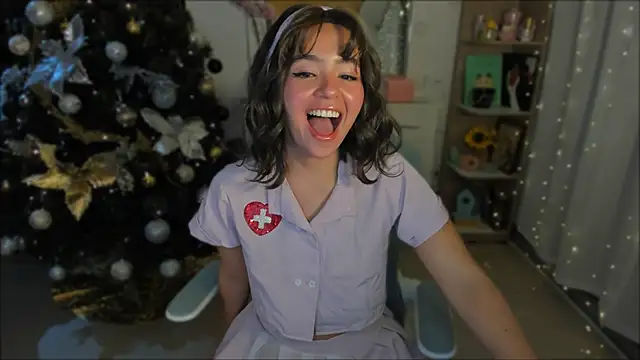 Olivia xd  online show from 11/23/25, 05:40