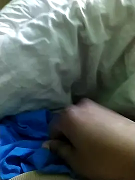 Niladri1410 online show from 12/21/24, 12:27