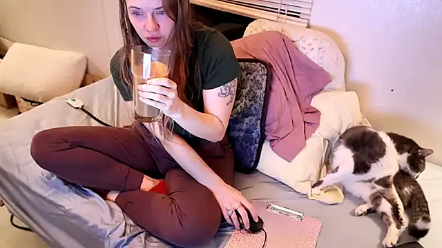 xxpixeyxx online show from 10/09/25, 08:23