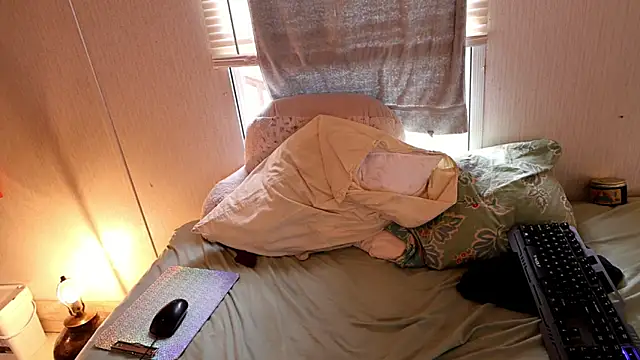 xxpixeyxx online show from 03/29/26, 02:06