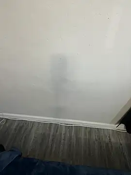 demonslayerr999 online show from 12/21/24, 06:12