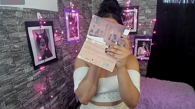 Andrys  online show from 11/26/25, 08:32