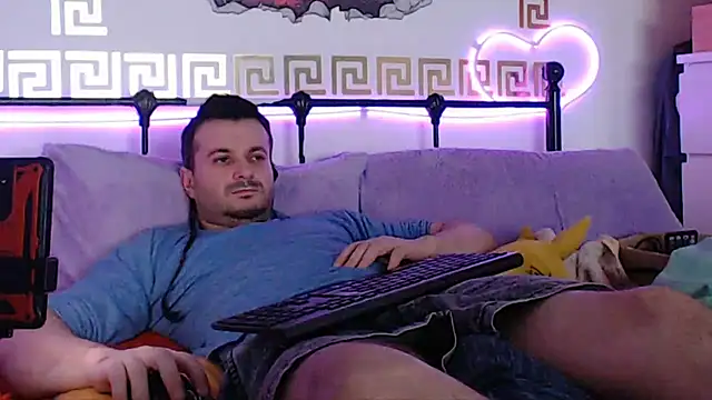 Snapshot of erotico69xxx chatting on 01/11/25, 05:07 erotico69xxx online show from 01/11/25, 05:07