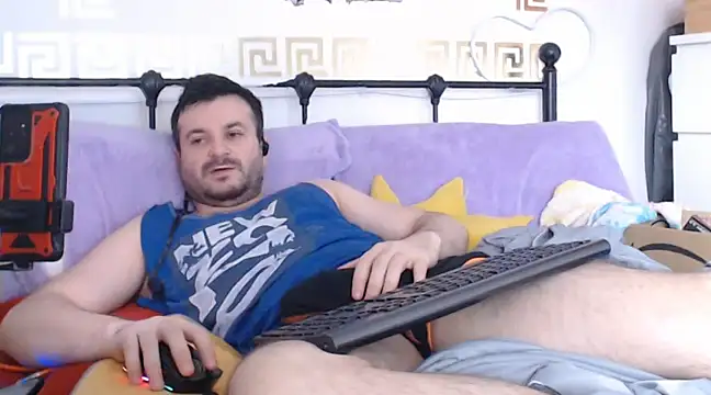 Snapshot of erotico69xxx chatting on 01/17/25, 11:27 erotico69xxx online show from 01/17/25, 11:27