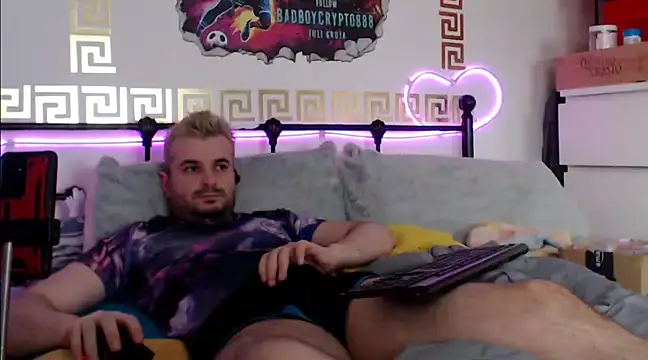 Snapshot of erotico69xxx chatting on 02/26/25, 12:25 erotico69xxx online show from 02/26/25, 12:25