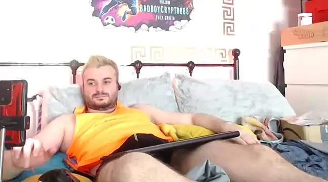 Snapshot of erotico69xxx chatting on 03/04/25, 11:00 erotico69xxx online show from 03/04/25, 11:00