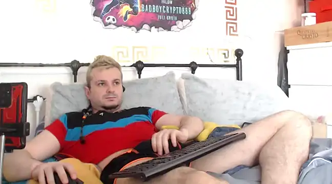 Snapshot of erotico69xxx chatting on 03/08/25, 11:37 erotico69xxx online show from 03/08/25, 11:37