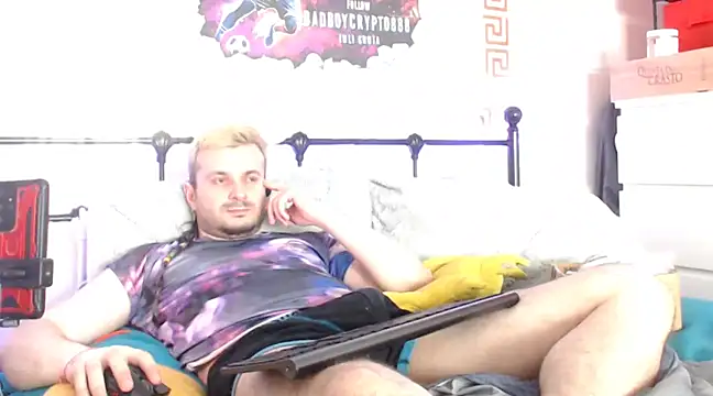 Snapshot of erotico69xxx chatting on 03/11/25, 10:42 erotico69xxx online show from 03/11/25, 10:42