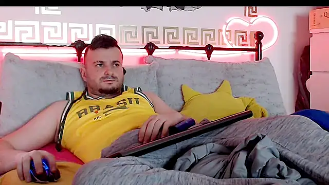 Snapshot of erotico69xxx chatting on 09/25/25, 07:06 erotico69xxx online show from 09/25/25, 07:06